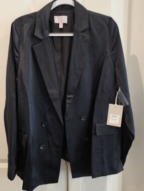 Chelsea 28 Black Satin Blazer NWT
